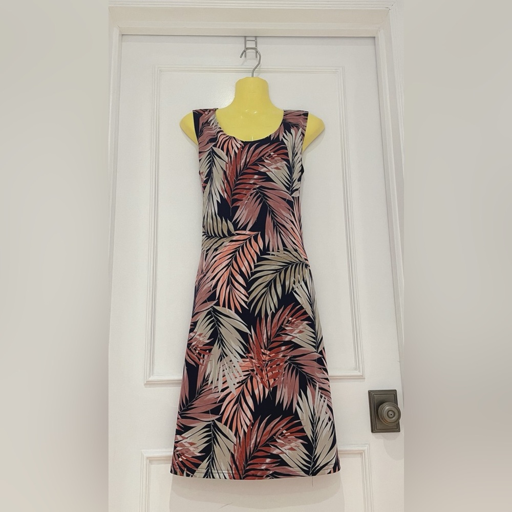 NWT Tropical Leaf Print Sleeveless Dress, Spandex